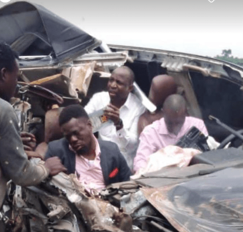 Dunsin Oyekan Survives Accident Along Lagos-Ibadan Expressway.